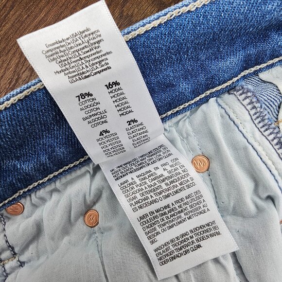 Mother The Weekender Layover Medium Wash Mid Rise Flare Bootcut Jean 30 - Picture 13 of 14